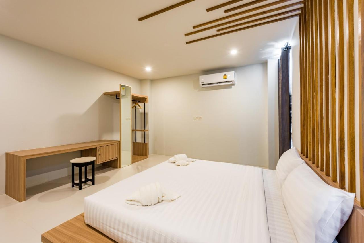 Phuket Marine Poshtel - Sha Plus Chalong Exterior photo